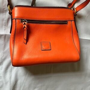 Stunning NWOT Dooney & Bourne Allison Crossbody Bag